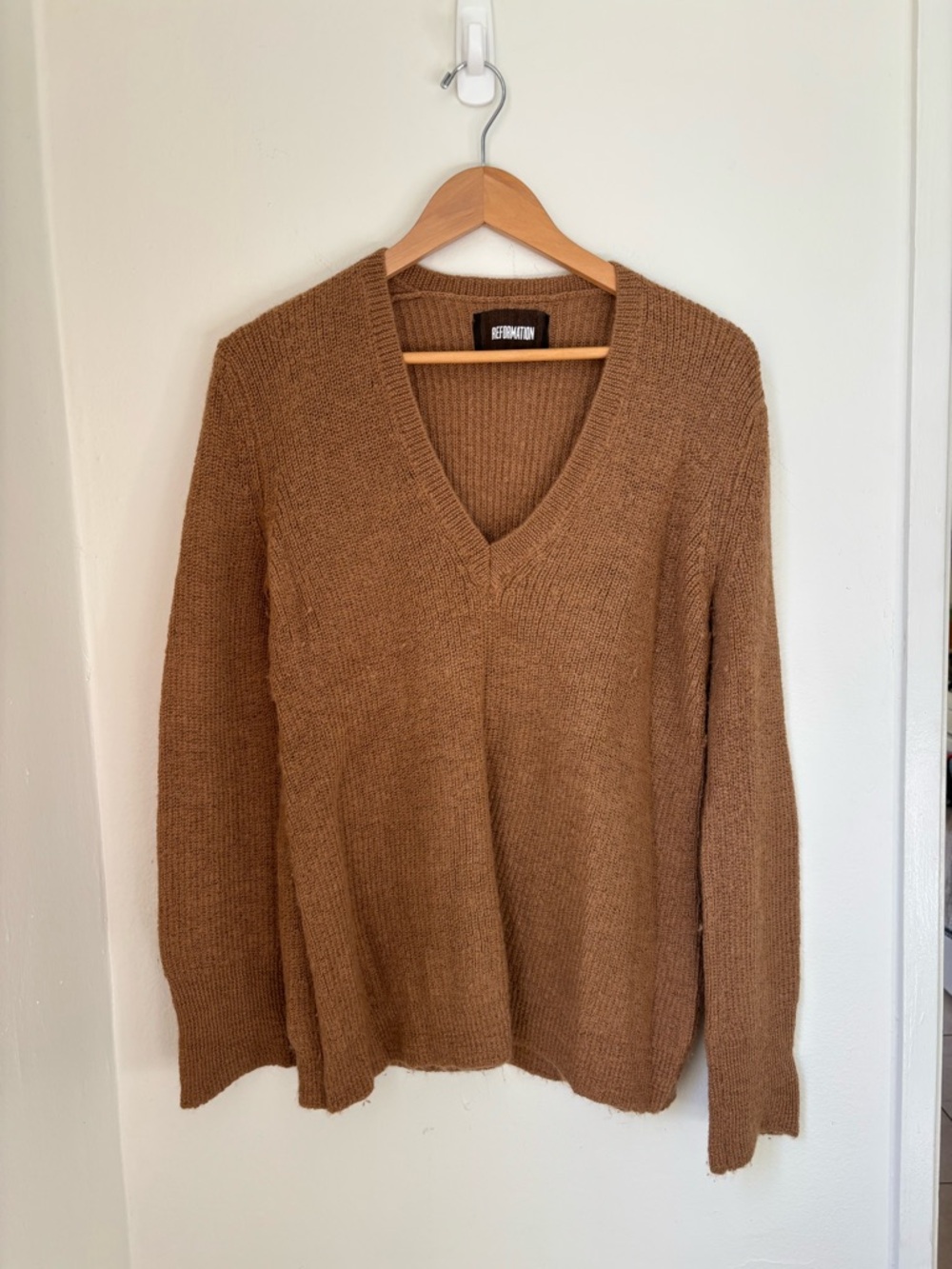 Reformation V-Neck Pullover Sweater 100% alpaca- Camel